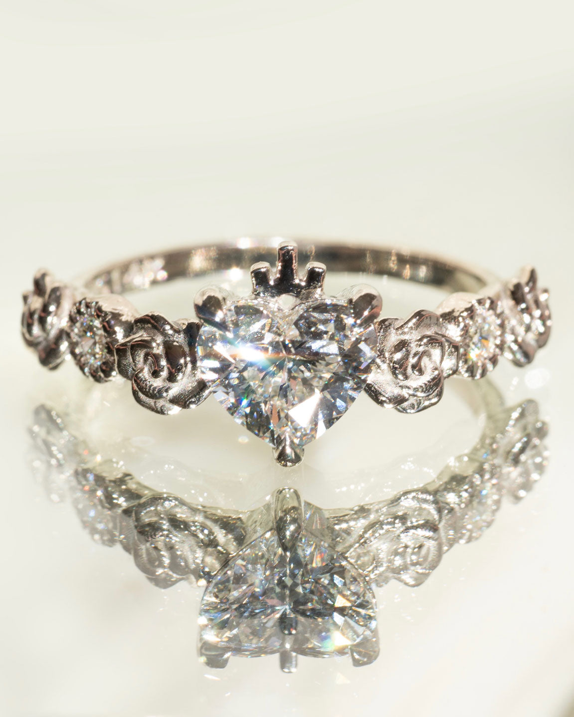 The Immaculate Heart in Diamond or Moissanite Sermez