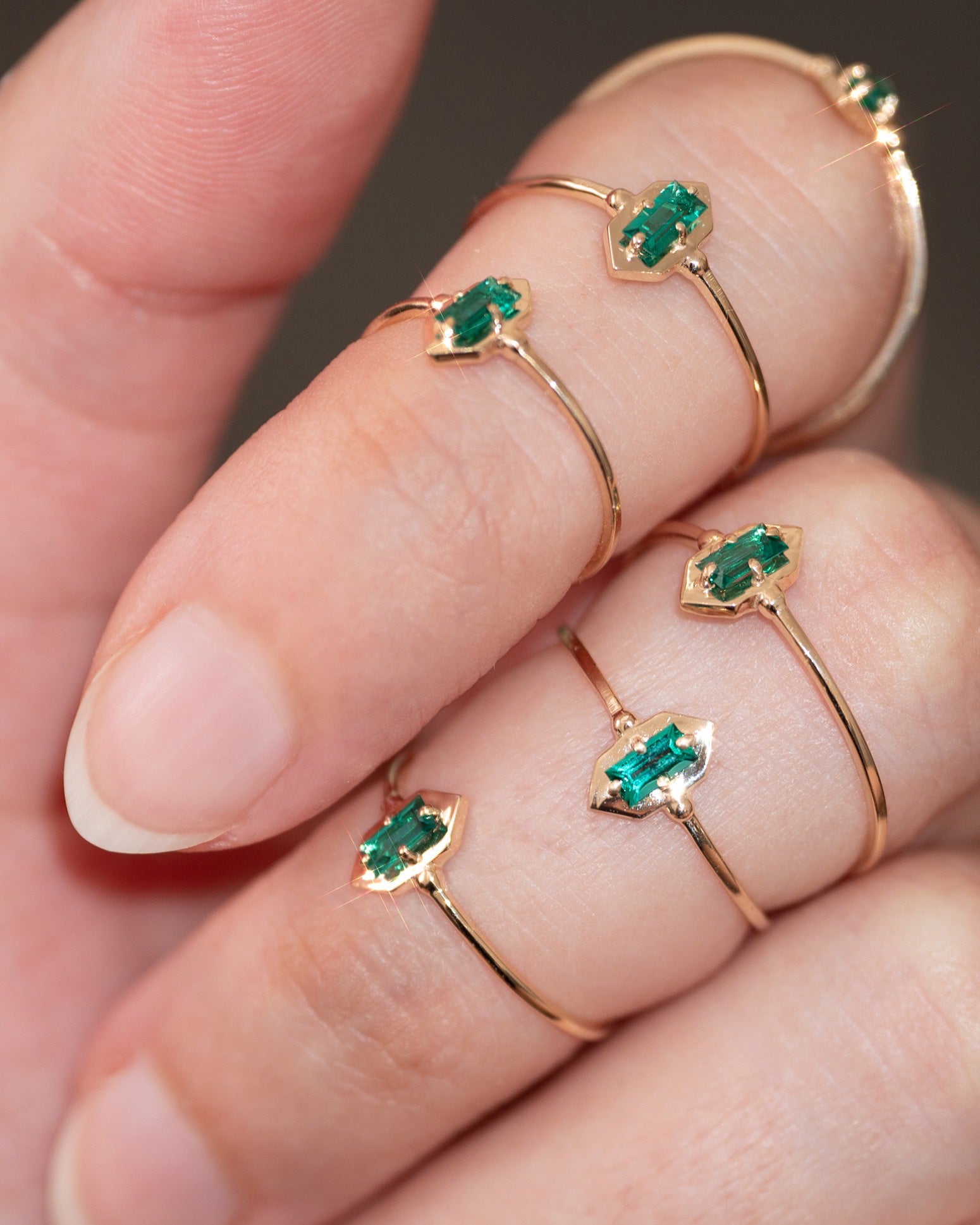 工場直売 Lucky Elixir Sermez.com – Ring Baguette Emerald Green アクセサリー